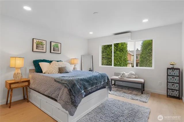 $635,000 | 19718 76th Avenue West, Unit C, Lynnwood, WA 98036