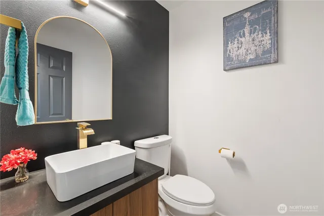 $635,000 | 19718 76th Avenue West, Unit C, Lynnwood, WA 98036