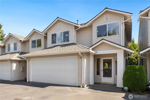 $635,000 | 19718 76th Avenue West, Unit C, Lynnwood, WA 98036