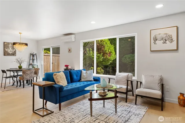 $635,000 | 19718 76th Avenue West, Unit C, Lynnwood, WA 98036