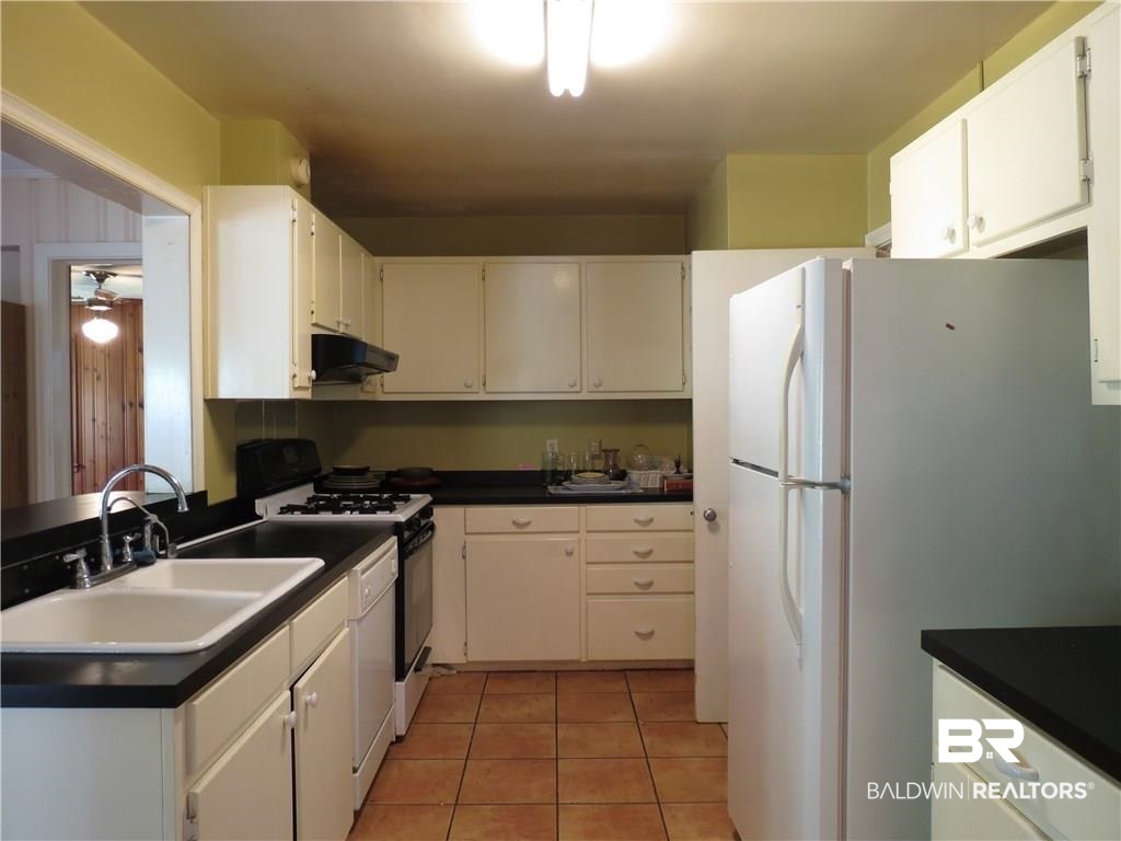 4208 Springview Drive Mobile, AL 36609 - Photo 9 of 15