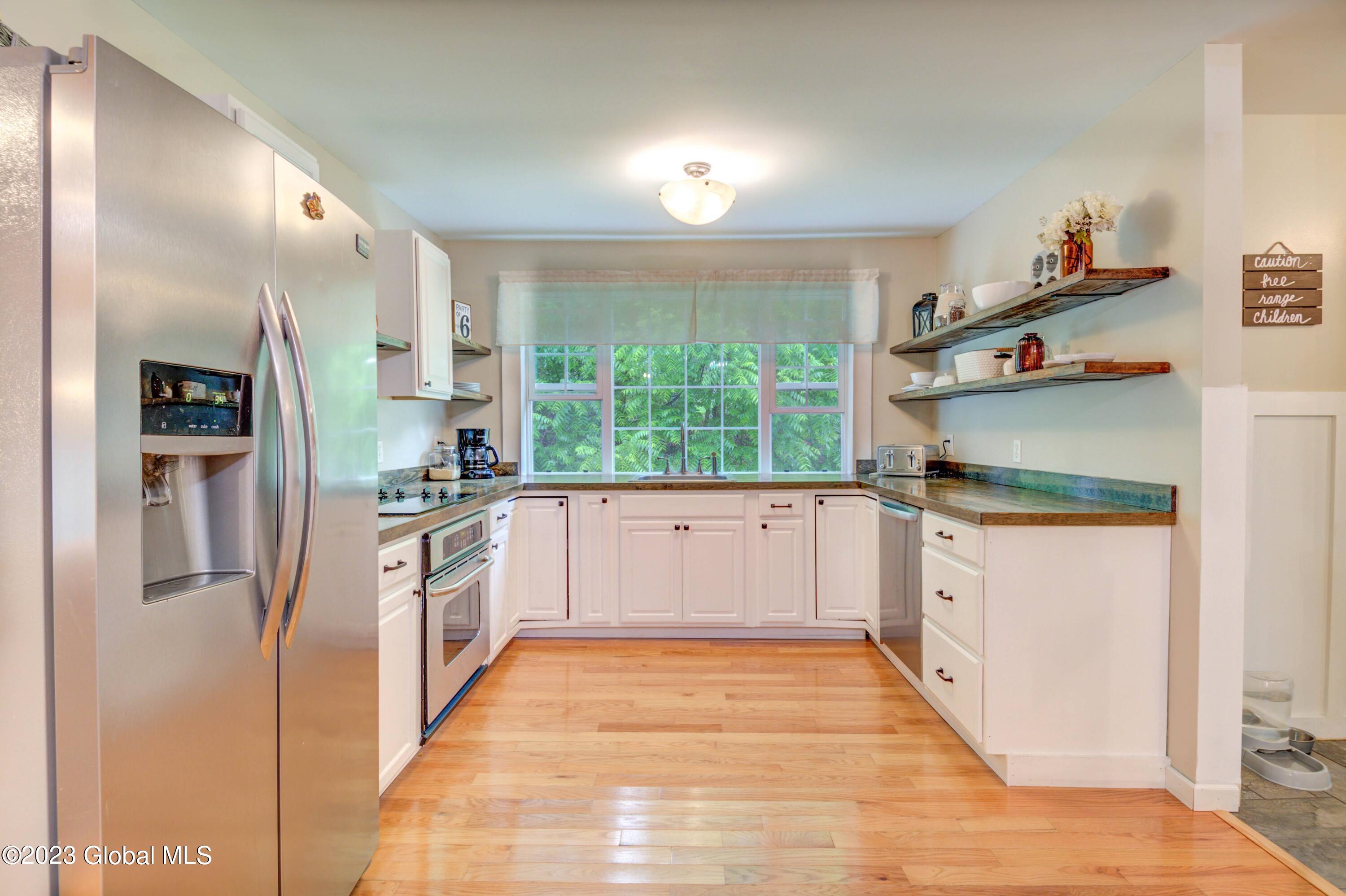 205 Progress Road Gloversville, NY 12078 - Photo 6 of 52 10-205 Progress rd