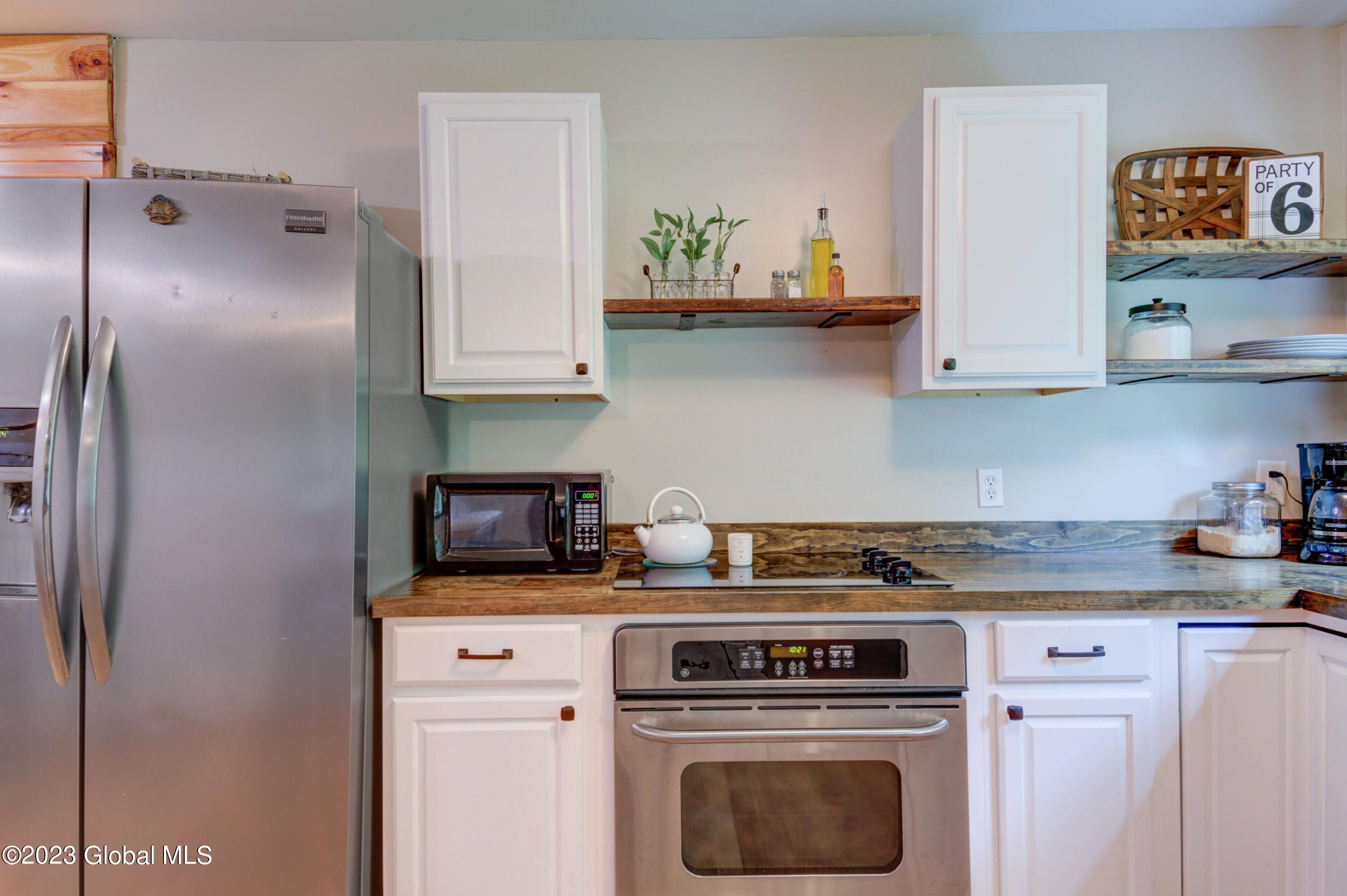 205 Progress Road Gloversville, NY 12078 - Photo 9 of 52 13-205 Progress rd