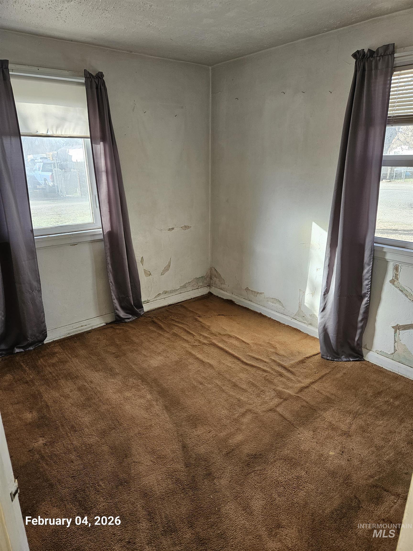 909 Oregon Street Gooding, ID 83330 - Photo 8 of 12