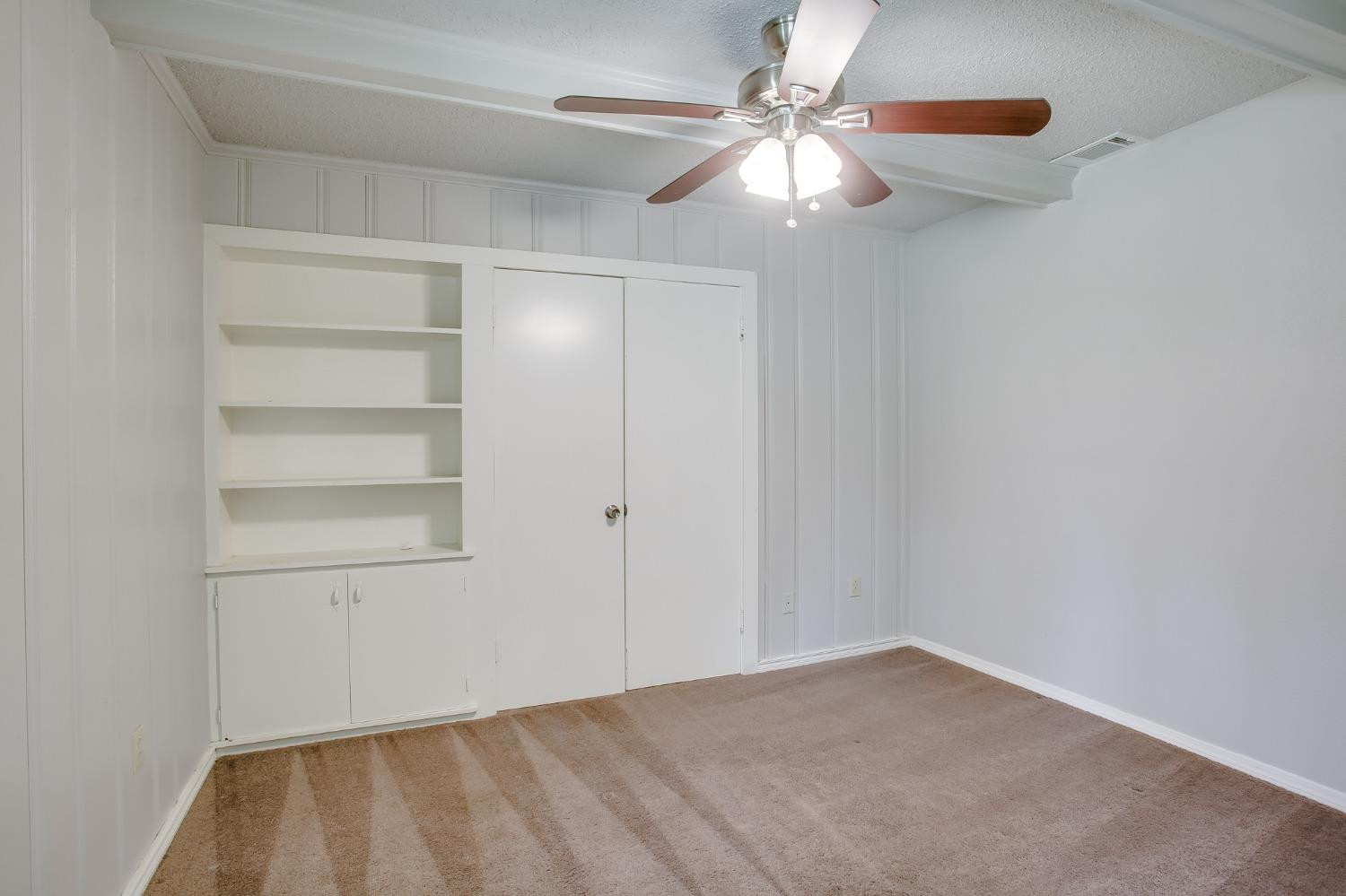 3209 31st Street Lubbock, TX 79410 - Photo 6 of 14 Photo 6