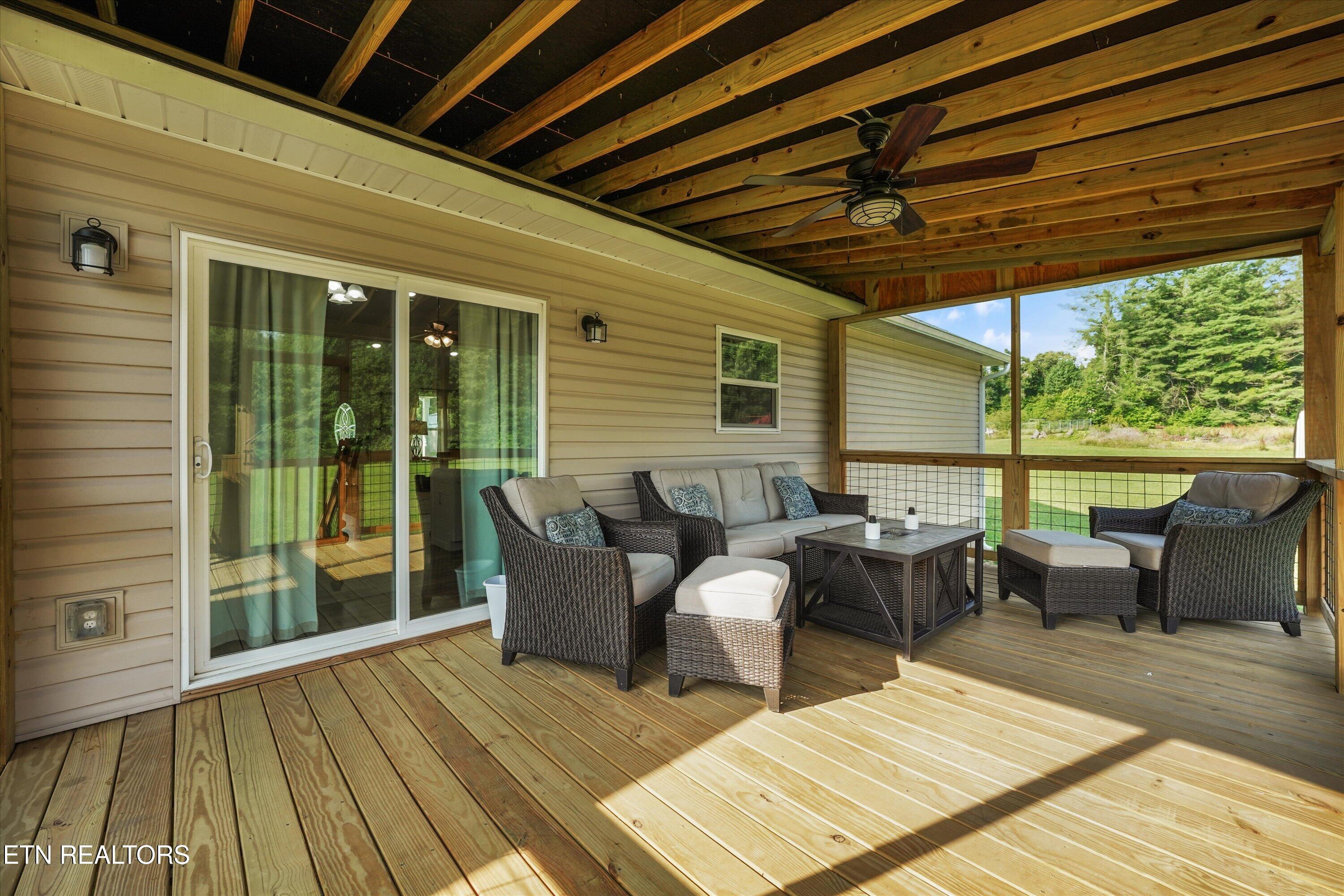 420 Heidel Road Wartburg, TN 37887 - Photo 32 of 43 32-420 Heidel Rd09