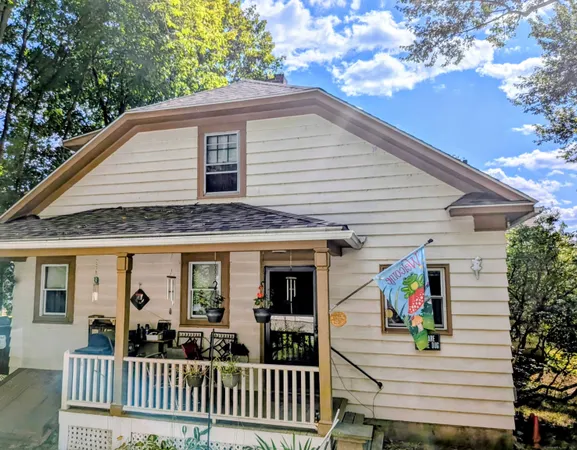 $389,000 | 61 Pershing Avenue, Seymour, CT 06483