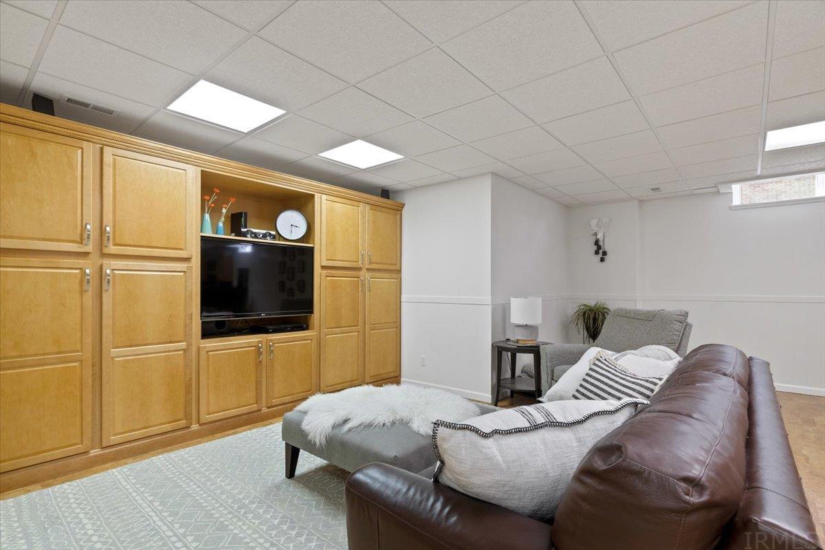 1320 Cobblestone Road Jasper, IN 47546 - Photo 28 of 35 Gallery Image 28
