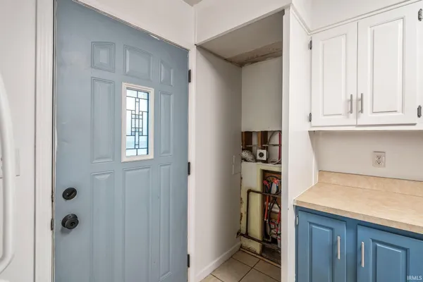 $214,900 | 556 Broad Avenue, Nappanee, IN 46550