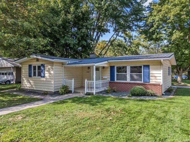 $214,900 | 556 Broad Avenue, Nappanee, IN 46550