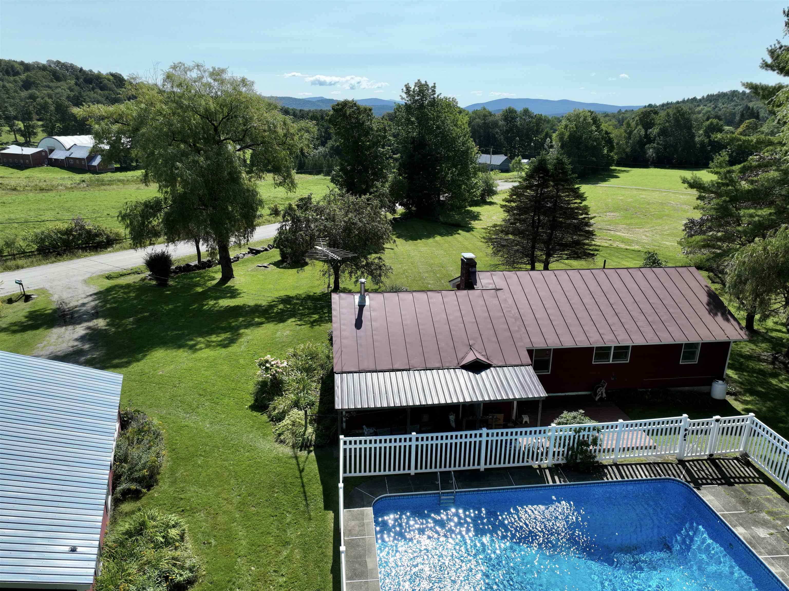 2767 Sawnee Bean Road Thetford, VT 05075 - Photo 12 of 13 Gallery Image 12