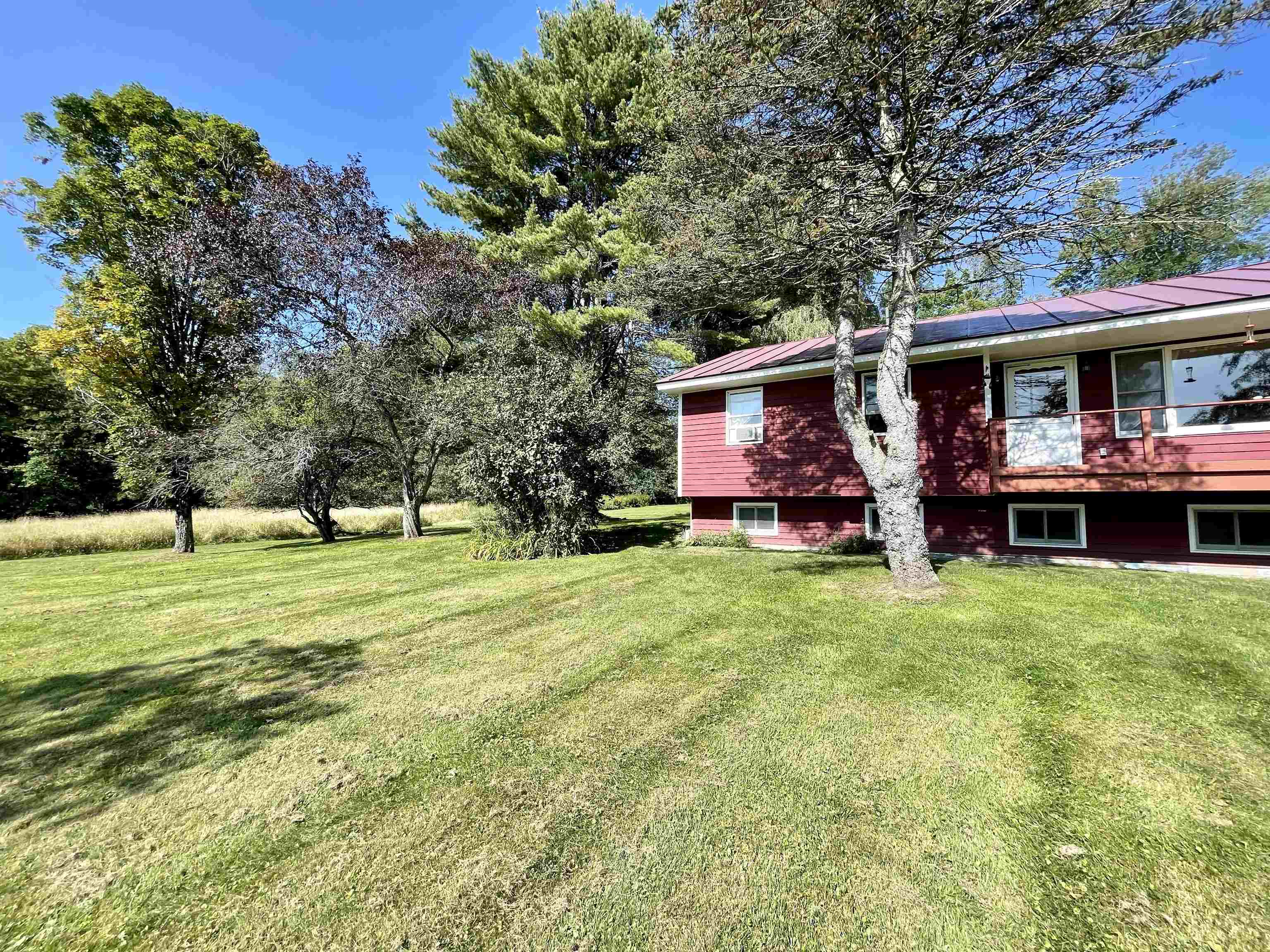 2767 Sawnee Bean Road Thetford, VT 05075 - Photo 6 of 13 Gallery Image 6