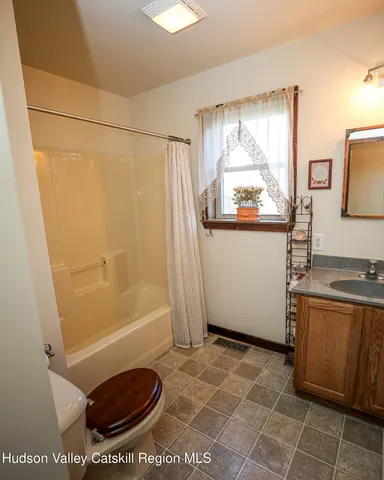 $649,000 | 60 John Shults Road, Saugerties, NY 12490