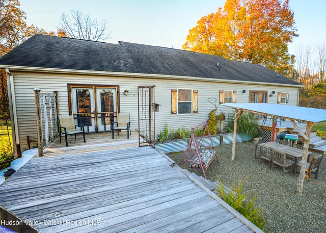 $649,000 | 60 John Shults Road, Saugerties, NY 12490