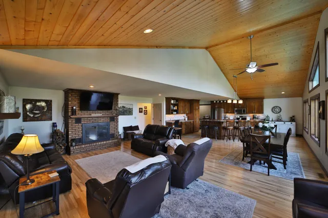 $675,000 | 760 Lakeshore Drive, Crosby, MN 56441