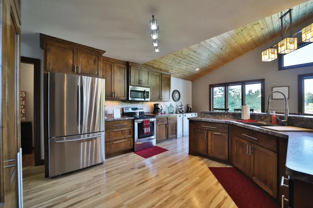 $675,000 | 760 Lakeshore Drive, Crosby, MN 56441