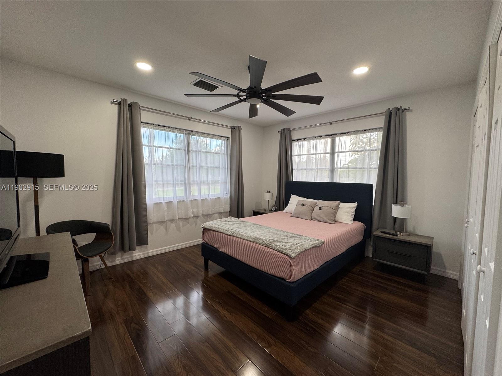 20440 Southwest 292nd Street Homestead, FL 33030 - Photo 20 of 57 Bedroom 2