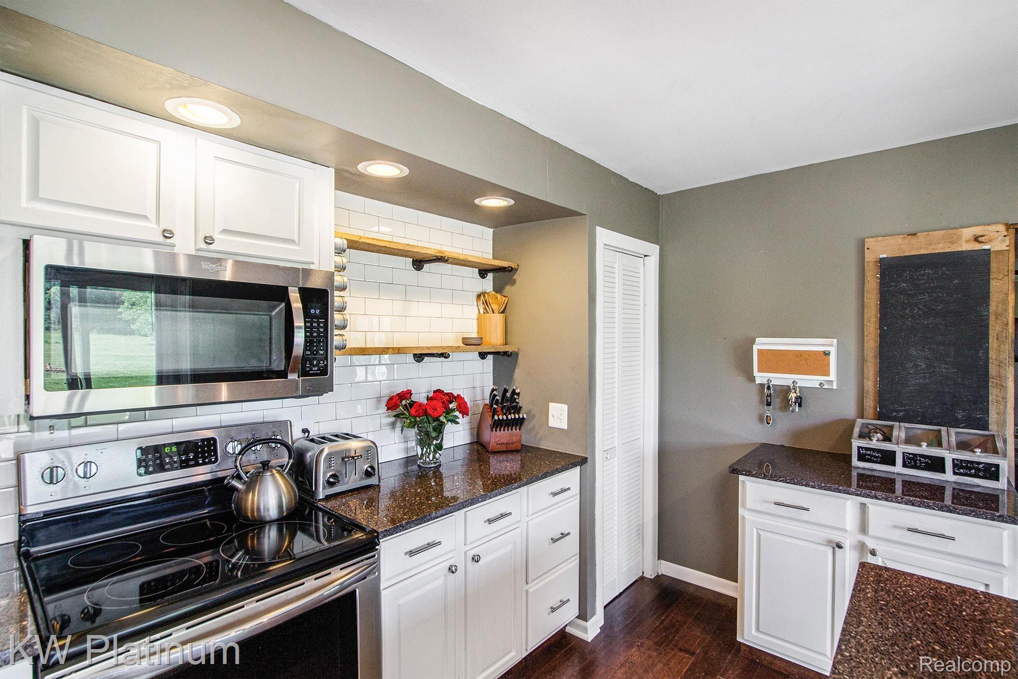 7310 Frith Road St. Clair, MI 48079 - Photo 22 of 30 BPG_3049.jpg