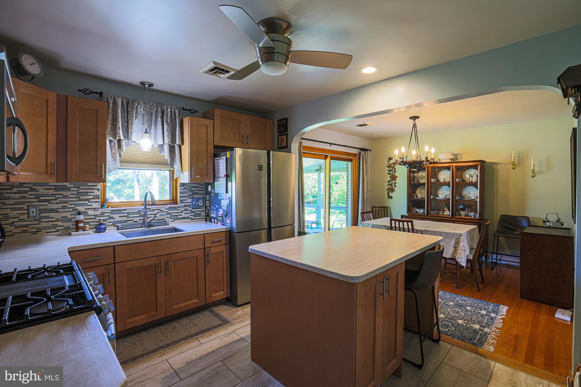 8026 Neighbors Avenue Rosedale, MD 21237 - Photo 5 of 31