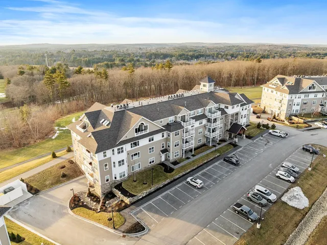 $699,900 | 3 Longview Drive, Unit 305, Atkinson, NH 03811