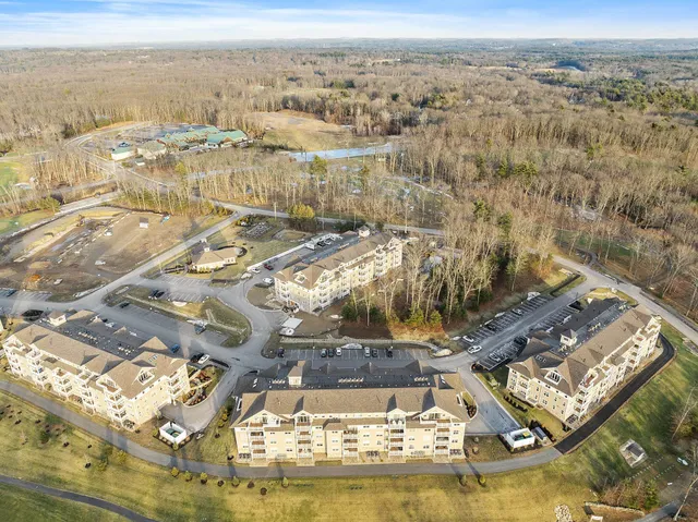 $699,900 | 3 Longview Drive, Unit 305, Atkinson, NH 03811
