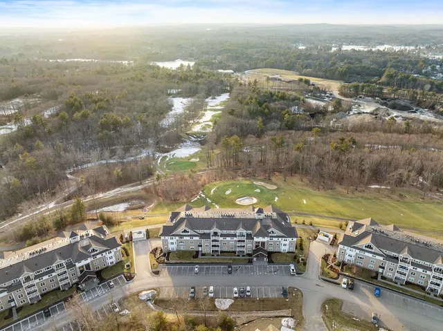 $699,900 | 3 Longview Drive, Unit 305, Atkinson, NH 03811