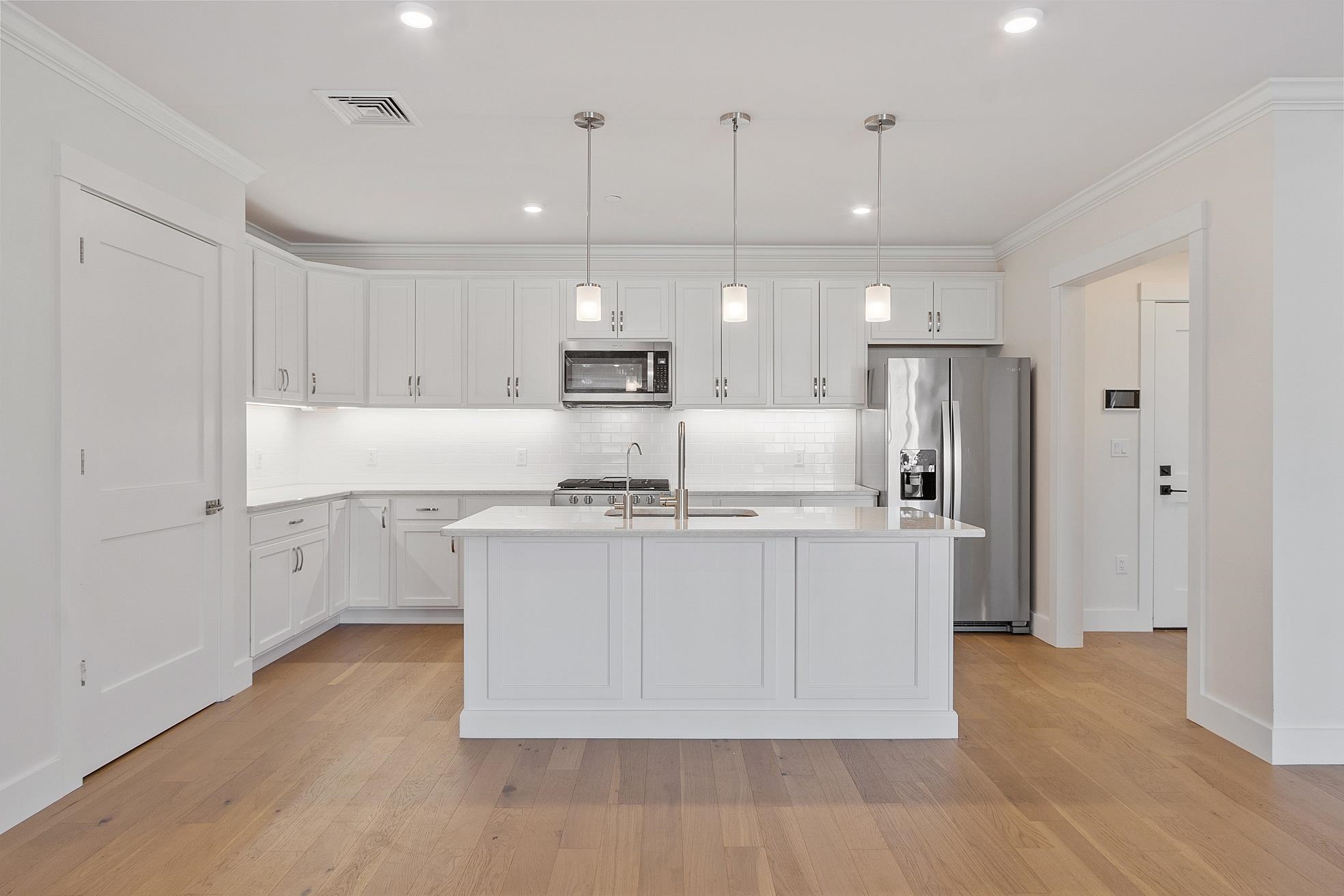 3 Longview Drive, Unit 305 Atkinson, NH 03811 - Photo 7 of 41