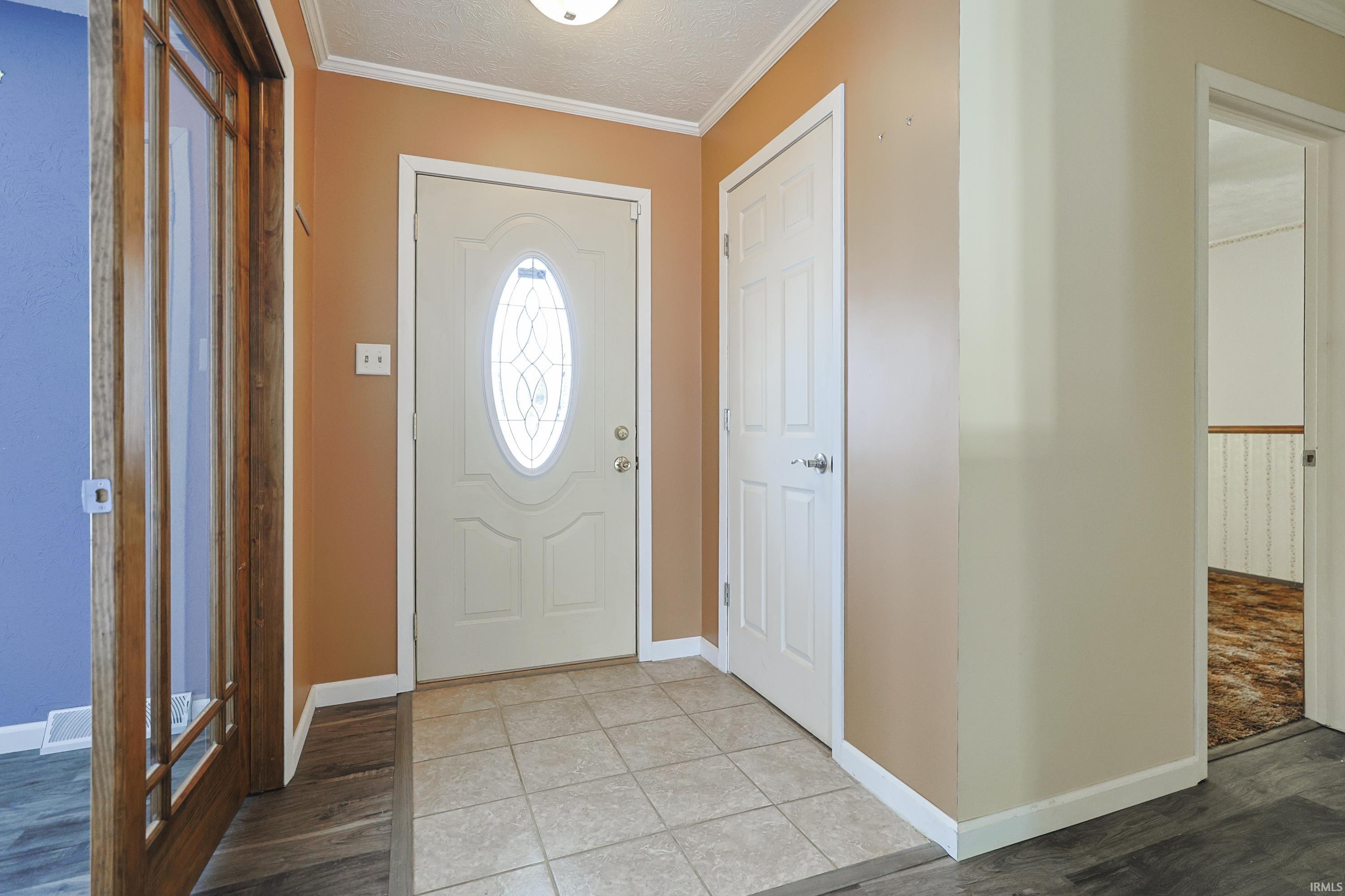 54225 Ash Road Osceola, IN 46561 - Photo 3 of 36 Gallery Image 3