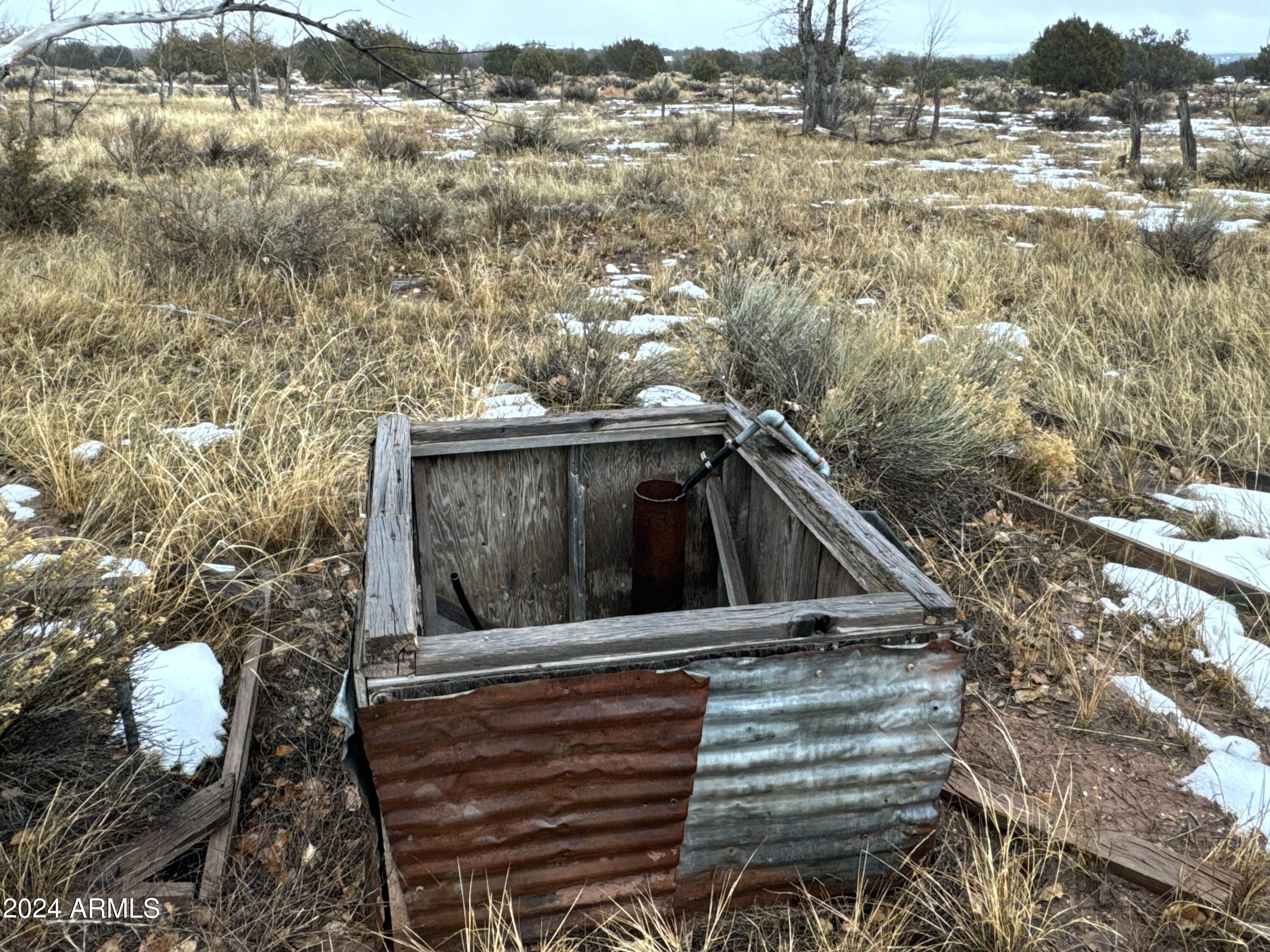 346 West Rd Houck Az 86506 Road Houck, AZ 86506 - Photo 28 of 42 a view of outdoor space and yard