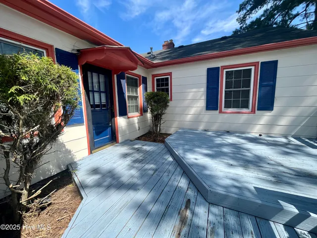 $1,317 | 1001 West Main Street, Elizabeth City, NC 27909