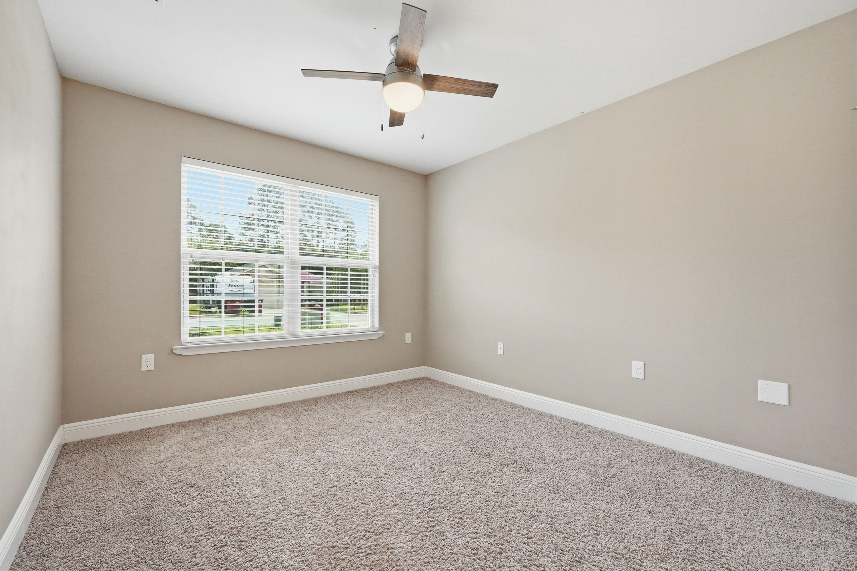 219 January Court Crestview, FL 32539 - Photo 9 of 21 219 january ct -30