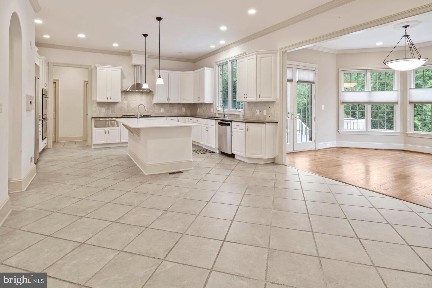 6251 Linway Terrace McLean, VA 22101 - Photo 16 of 52