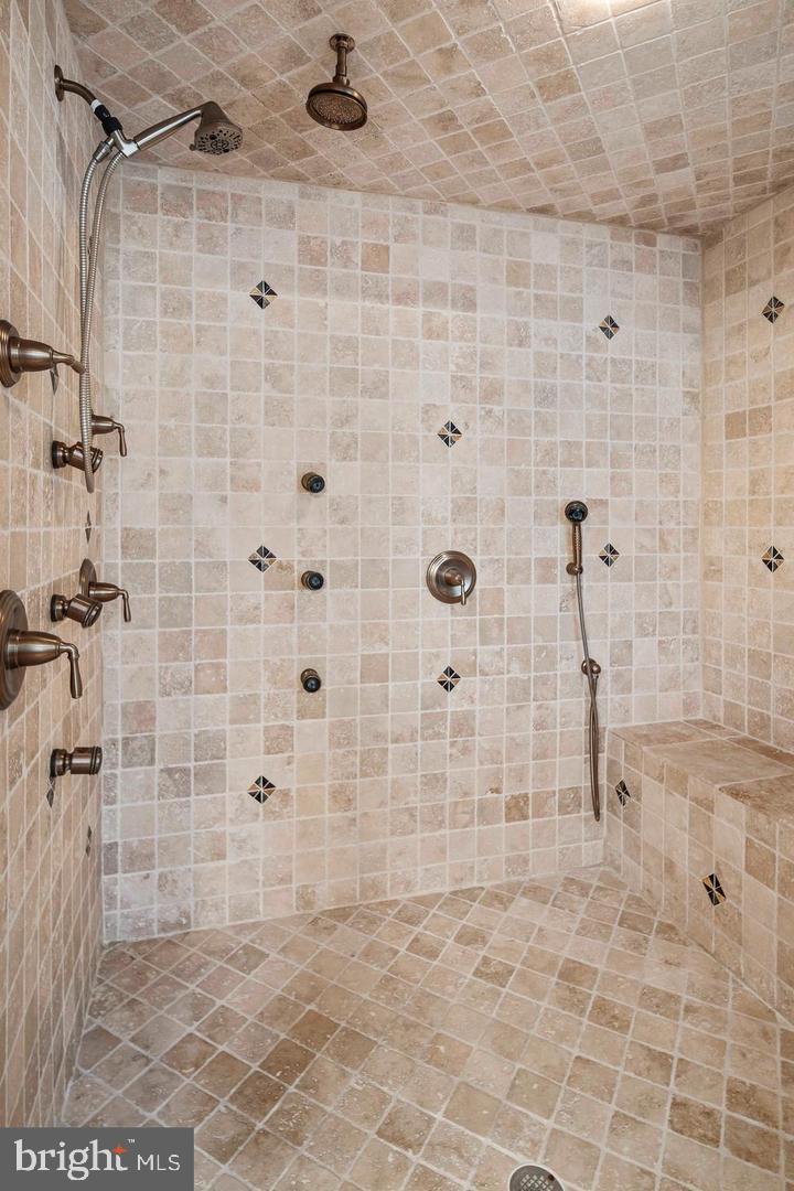 6251 Linway Terrace McLean, VA 22101 - Photo 36 of 52