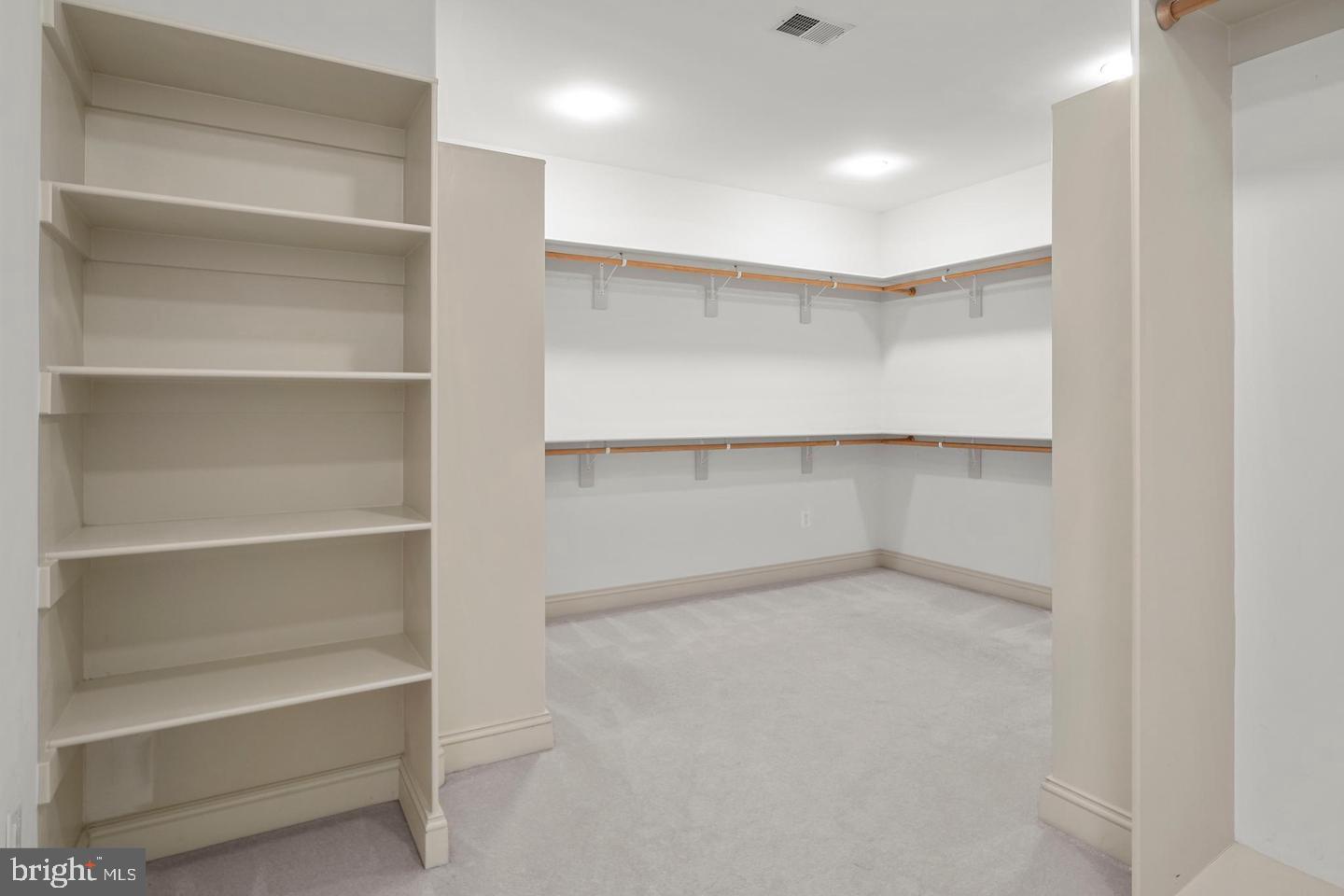 6251 Linway Terrace McLean, VA 22101 - Photo 37 of 52