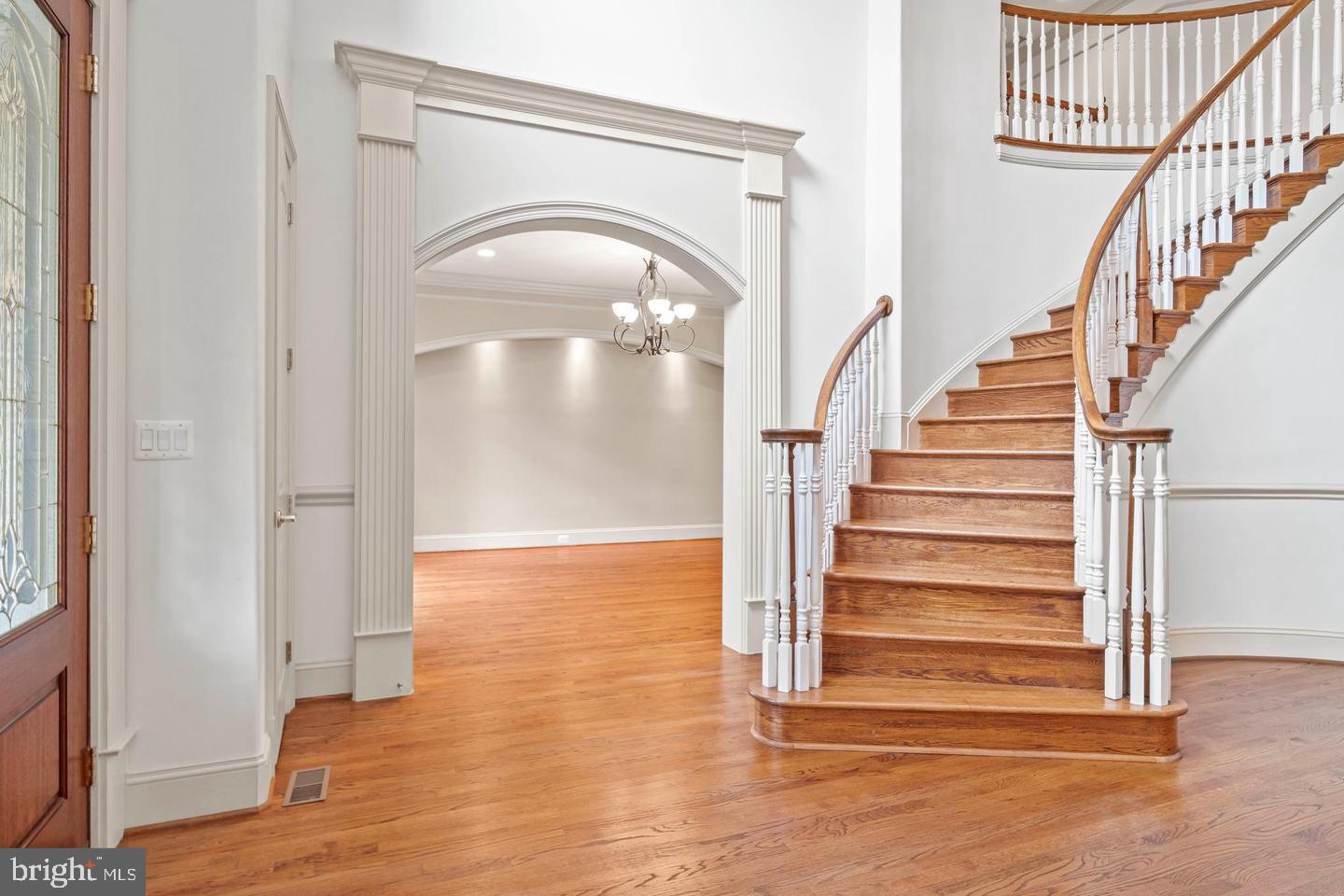 6251 Linway Terrace McLean, VA 22101 - Photo 7 of 52