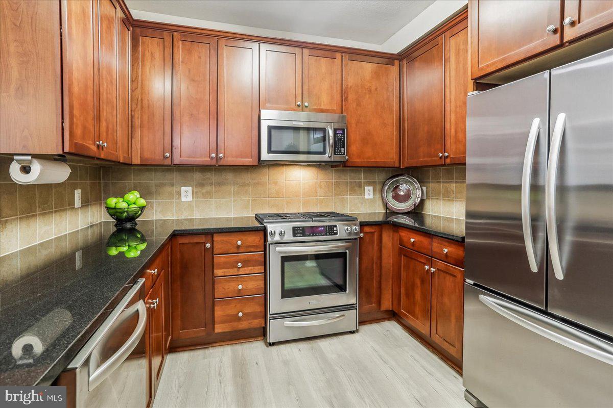 11750 Old Georgetown Road, Unit 2136 North Bethesda, MD 20852 - Photo 13 of 40
