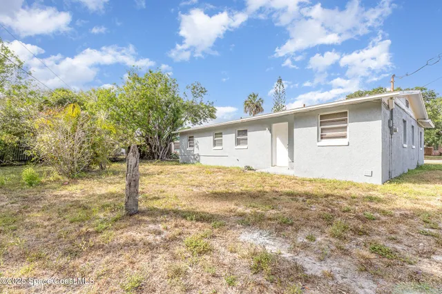 $2,077 | 589 Clarke Street, Cocoa, FL 32926