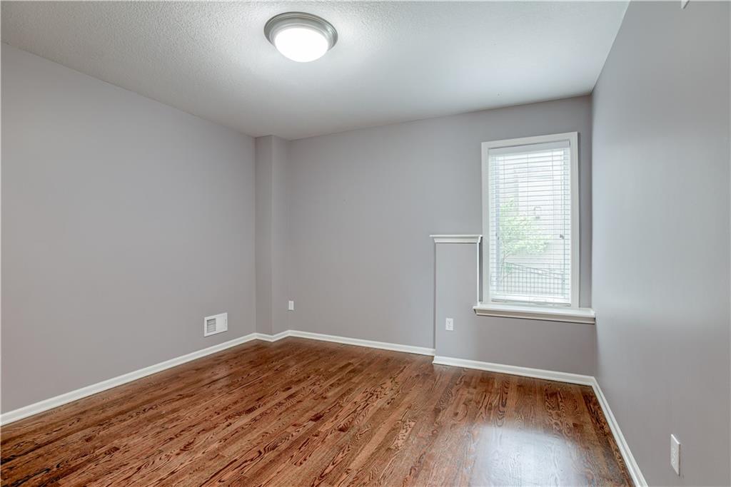 6764 Longview Road Shawnee, KS 66218 - Photo 31 of 57