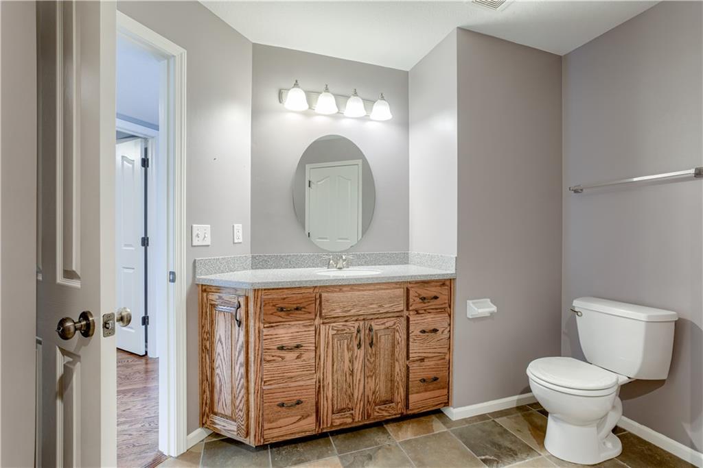 6764 Longview Road Shawnee, KS 66218 - Photo 34 of 57