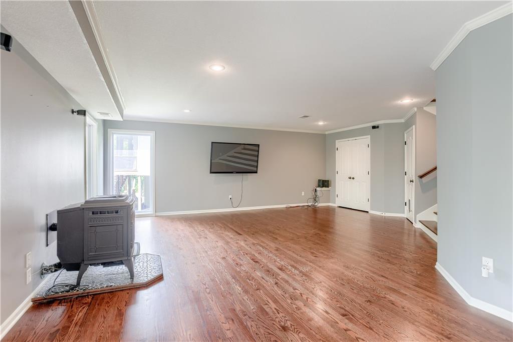 6764 Longview Road Shawnee, KS 66218 - Photo 38 of 57