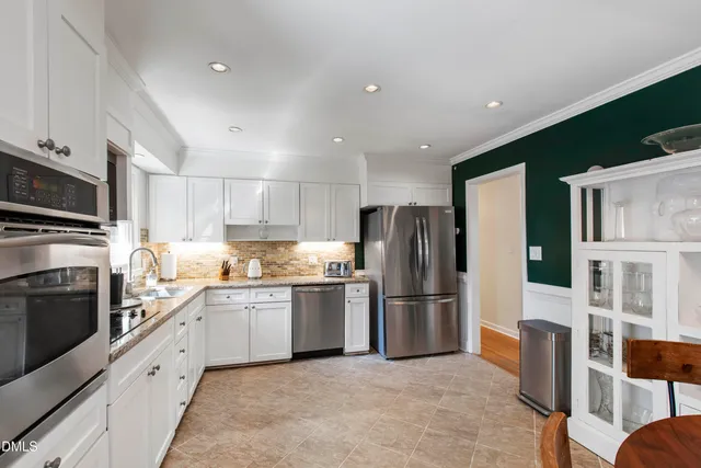 $3,300 | 304 Latimer Road, Raleigh, NC 27609