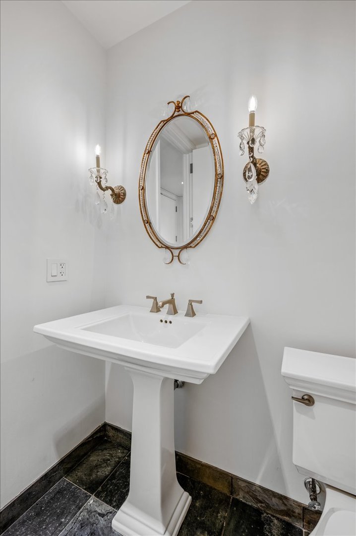 401 North Wabash Avenue, Unit 48I Chicago, IL 60611 - Photo 24 of 40