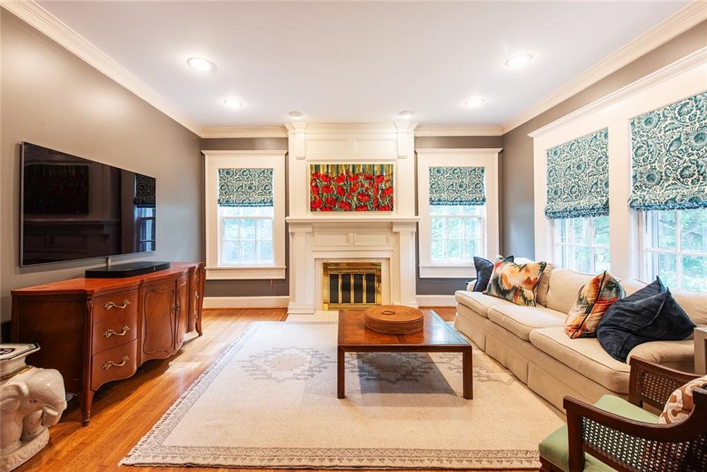 573 Collier Road Northwest Atlanta, GA 30318 - Photo 5 of 58