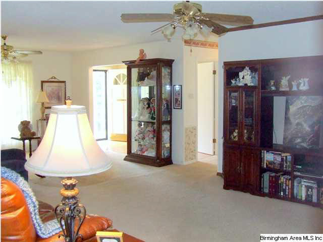 208 5th Way Pleasant Grove, AL 35127 - Photo 4 of 32