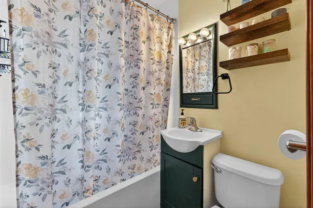 $250,000 | 216 North 63rd Street, Milwaukee, WI 53213