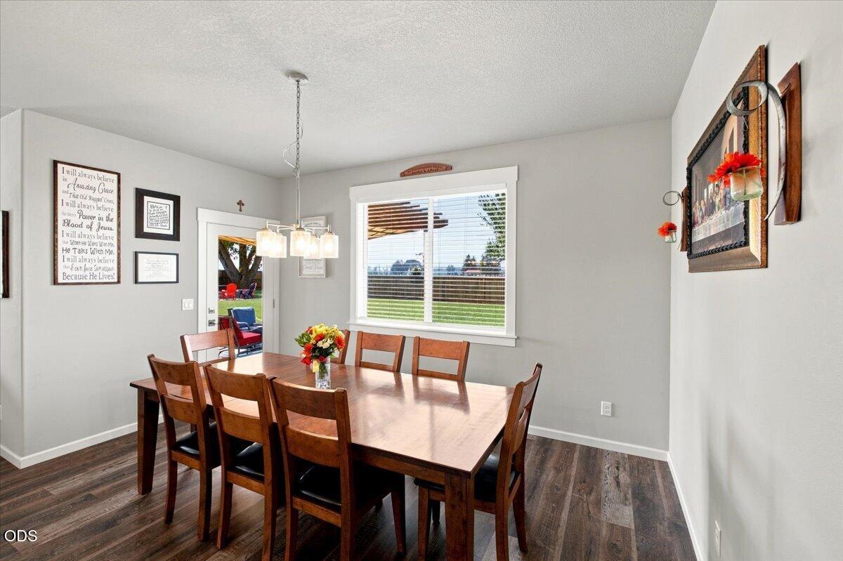 5746 Northeast Tuscan Loop Albany, OR 97321 - Photo 15 of 52 Gallery Image 15