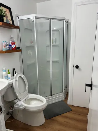 $4,000 | 15 Brook Drive, Valley Stream, NY 11581