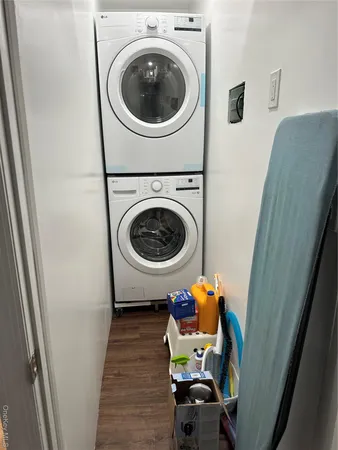 $4,000 | 15 Brook Drive, Valley Stream, NY 11581