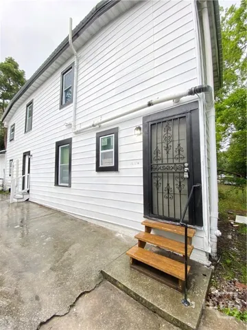 $1,350 | 1611 East Henry Street, Unit 1/2 B, Savannah, GA 31404