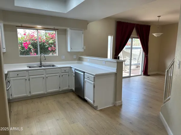 a close view of sink and tap